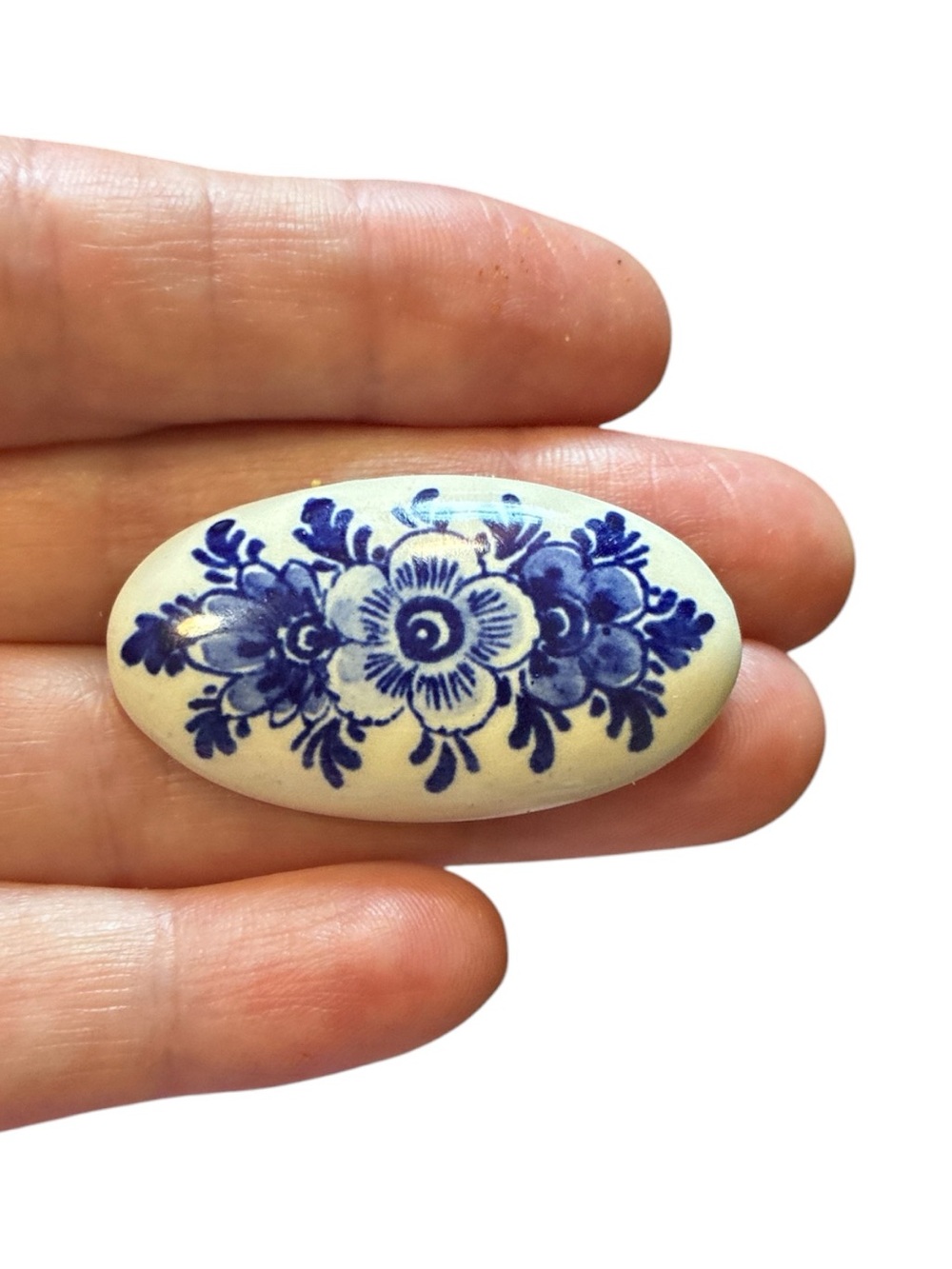 Delft Blue Floral Oval Ceramic Brooch